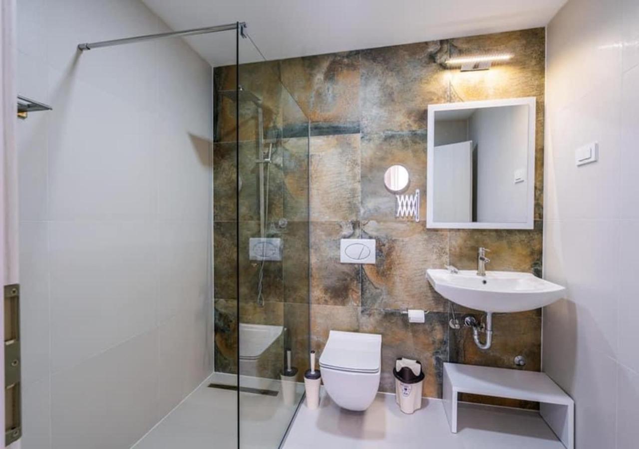 Hotel & Resort Bon Bon Suto Orizari Zewnętrze zdjęcie