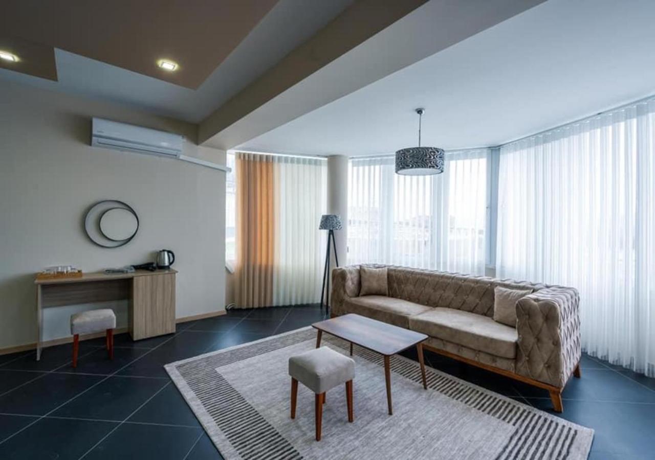 Hotel & Resort Bon Bon Suto Orizari Zewnętrze zdjęcie